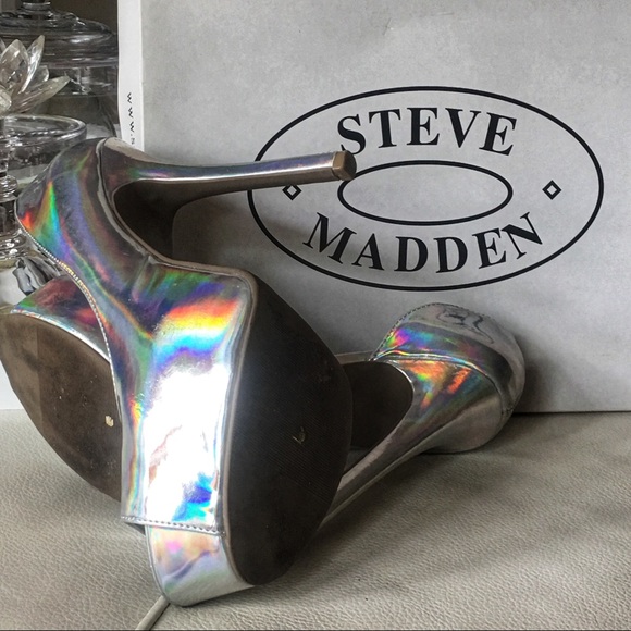 Steve Madden Shoes - Steve Madden Holographic Pumps (MADNESS SILV)